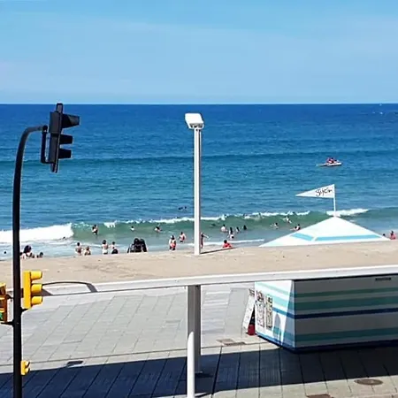 Mirando Al Mar, Sone *
